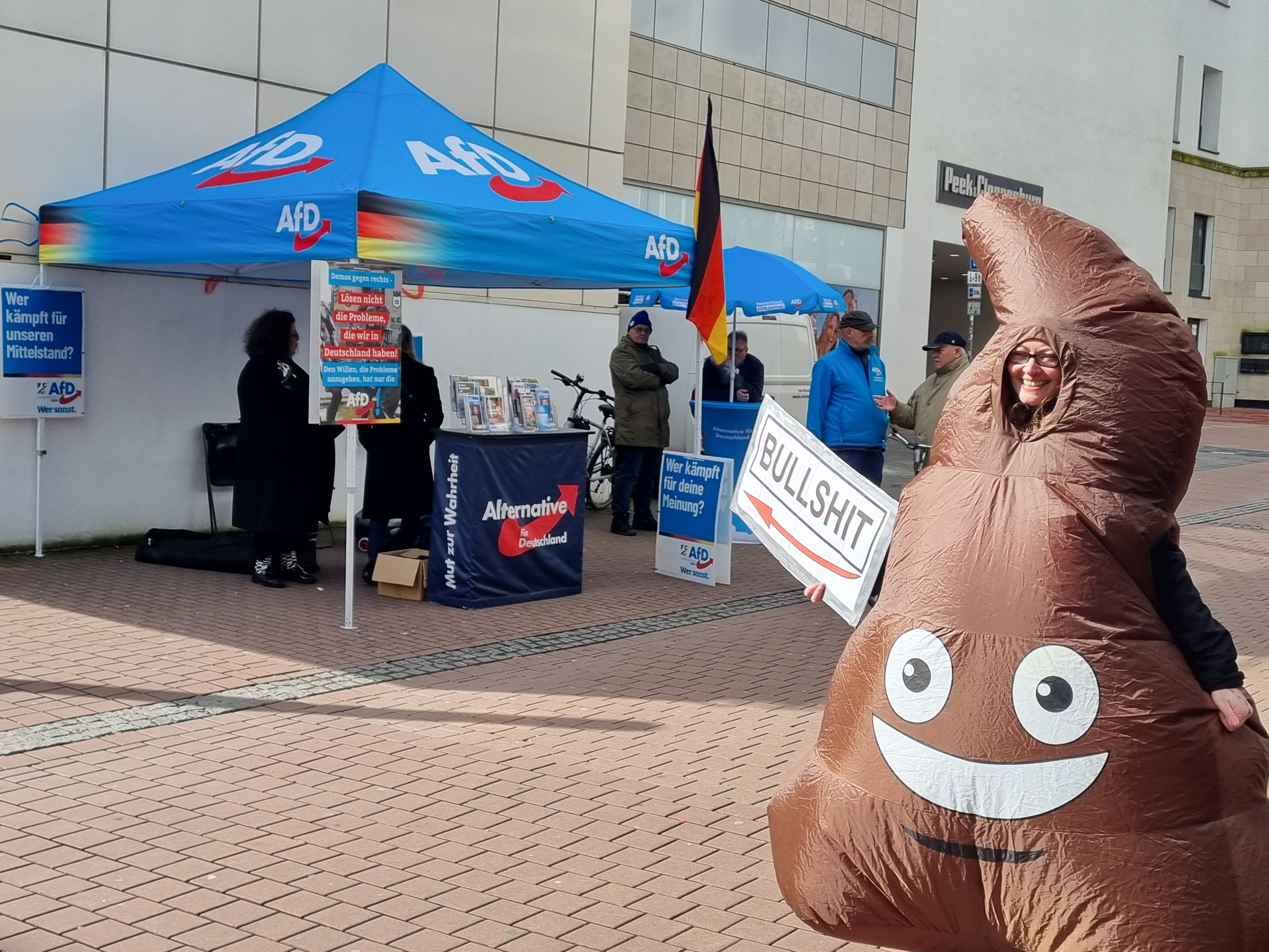 Eildemo am AfD-Desinformationsstand